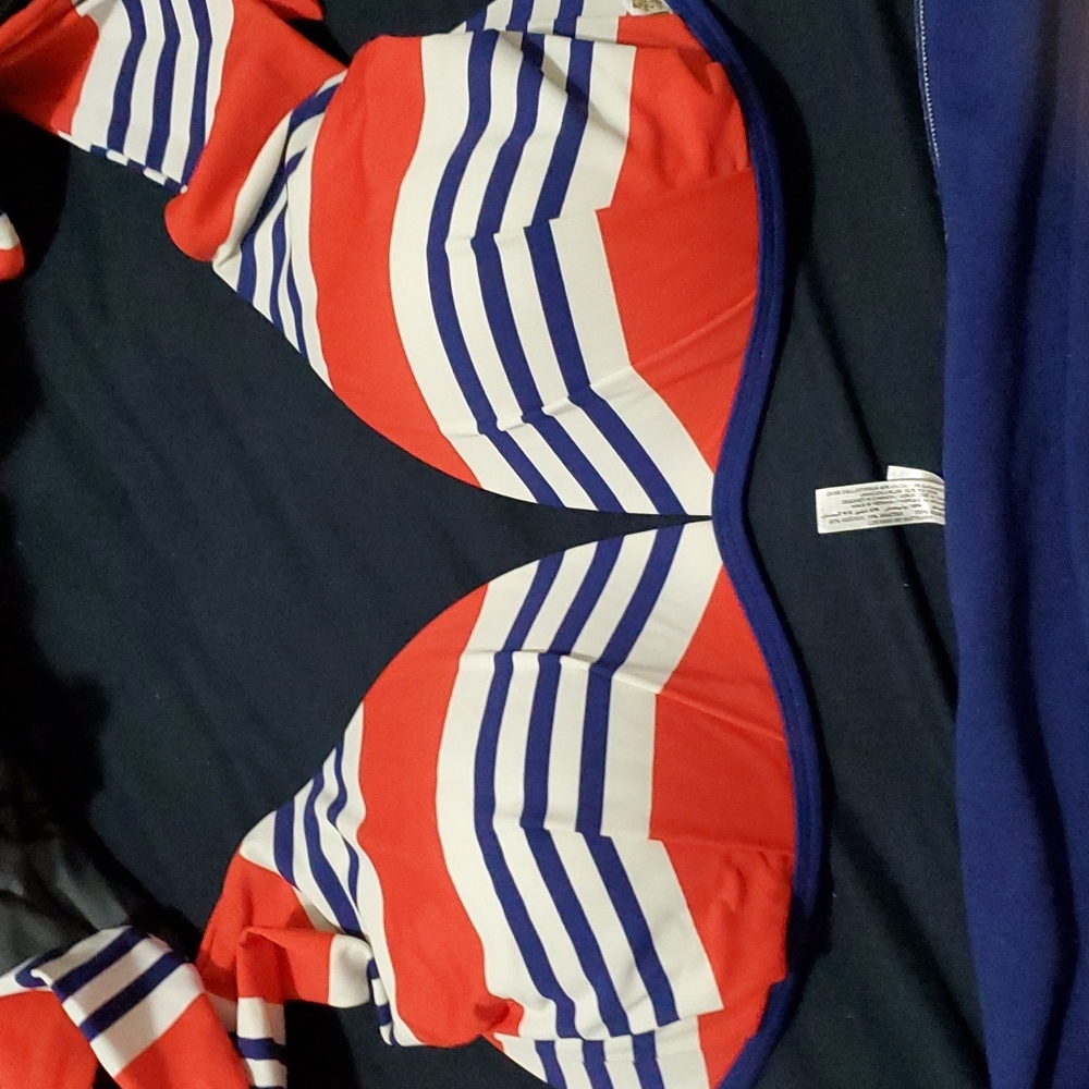 Swim suit top